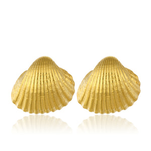 seashell gold earrings